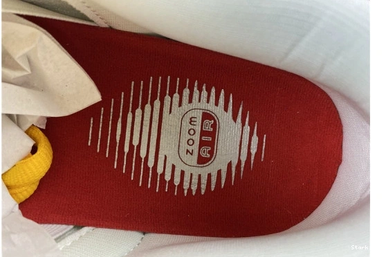 N 313170-341 Stuff Puff Nike SB Dunk Low 1219